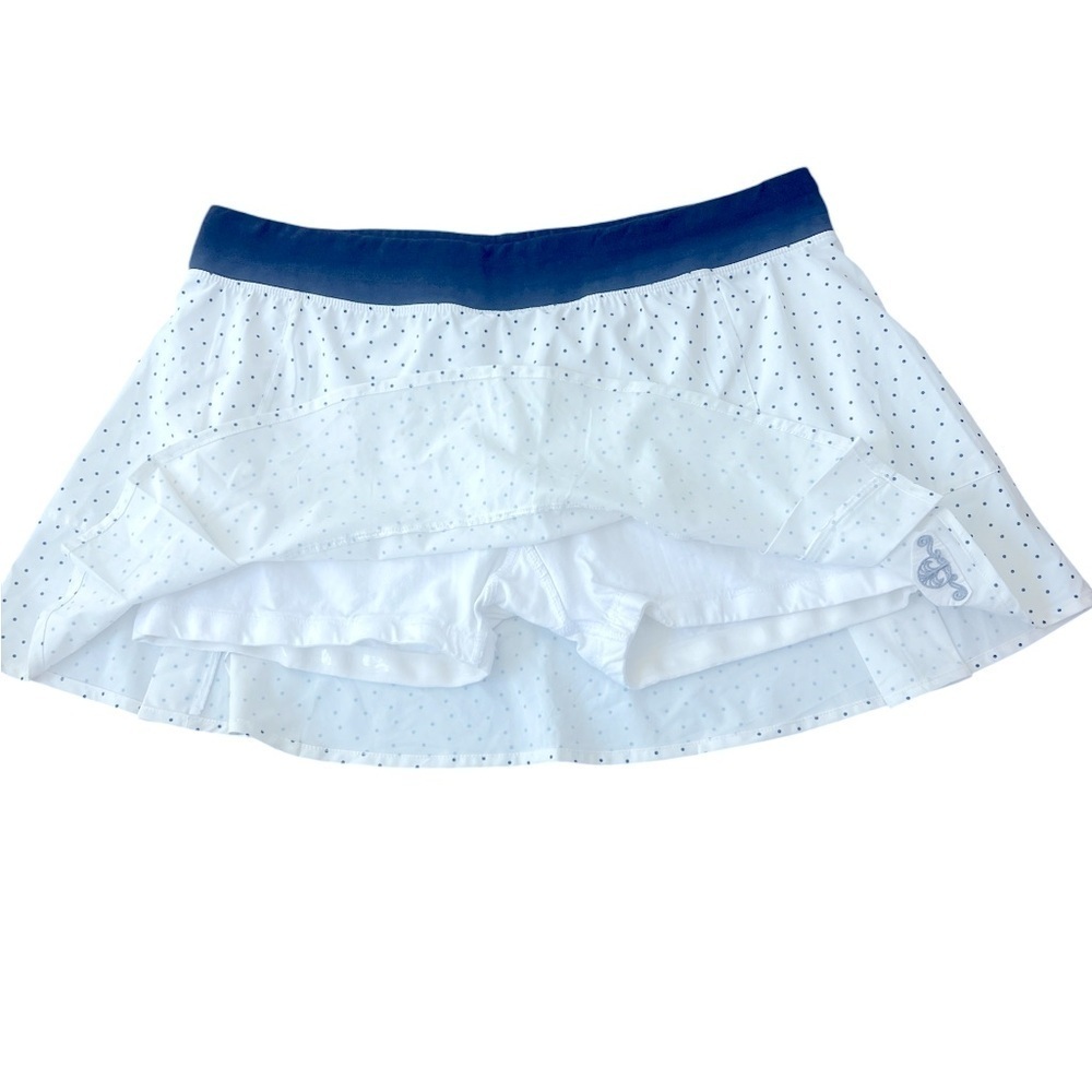Tasc Rhythm White Ace Dot Golf Skirt Size Large - Picture 2 of 8